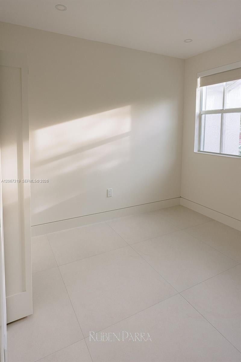 8167 NW 108th Ct Unit: .