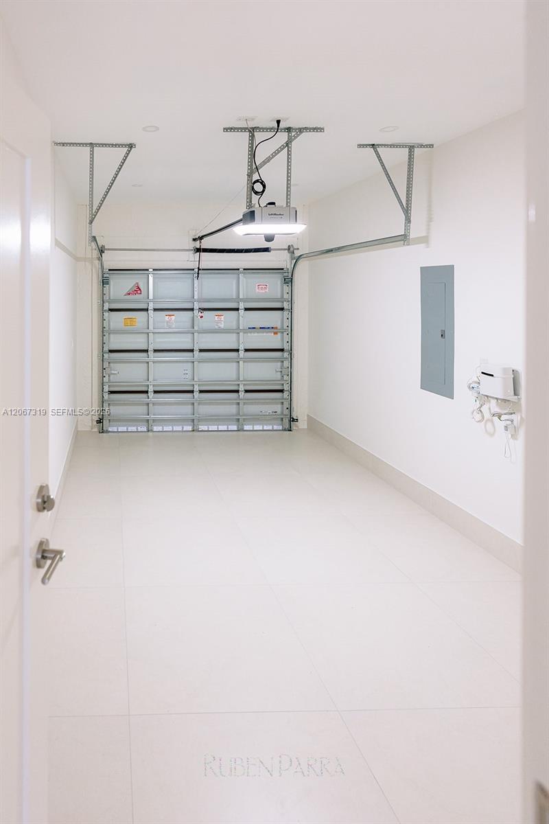 8167 NW 108th Ct Unit: .