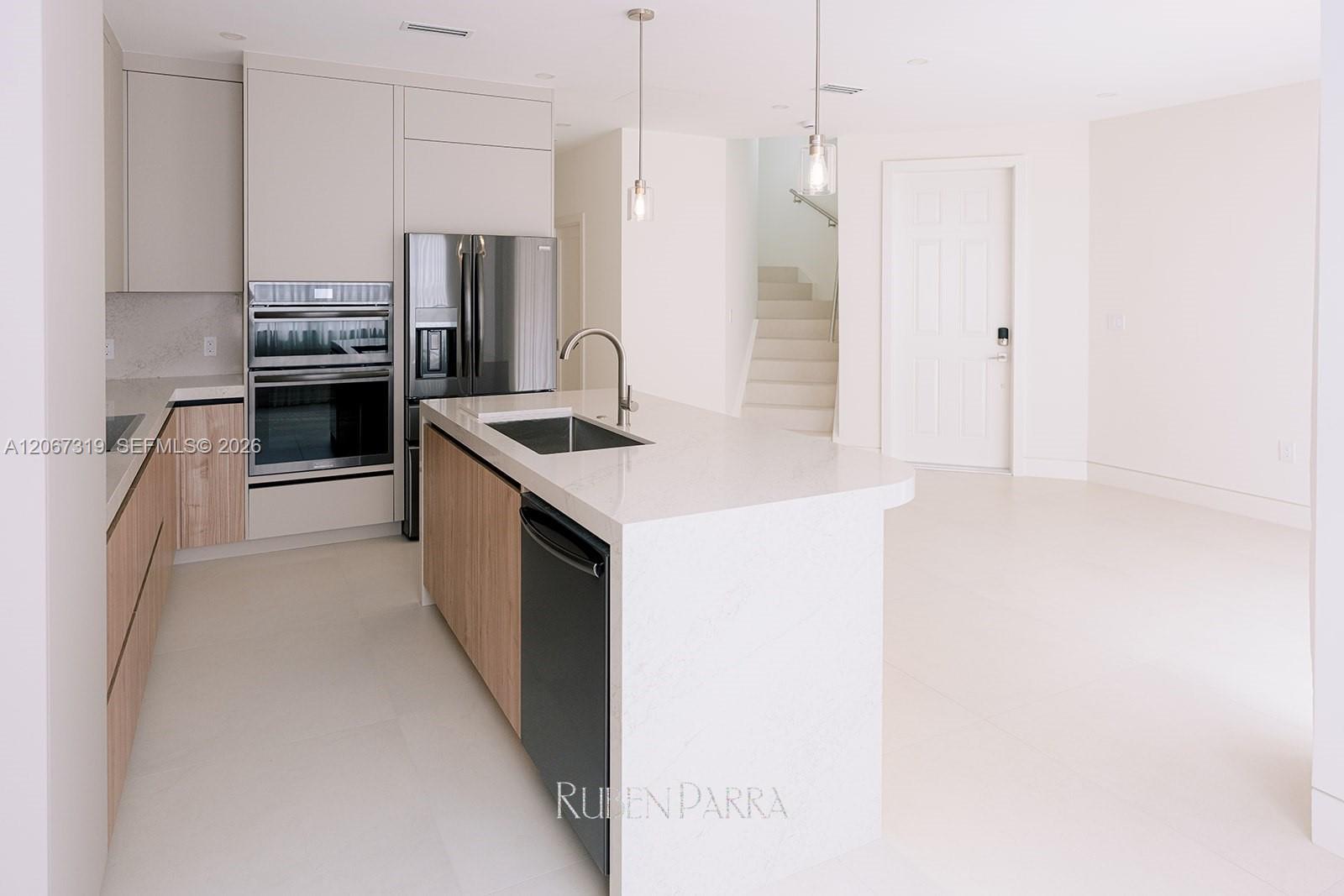 8167 NW 108th Ct Unit: .
