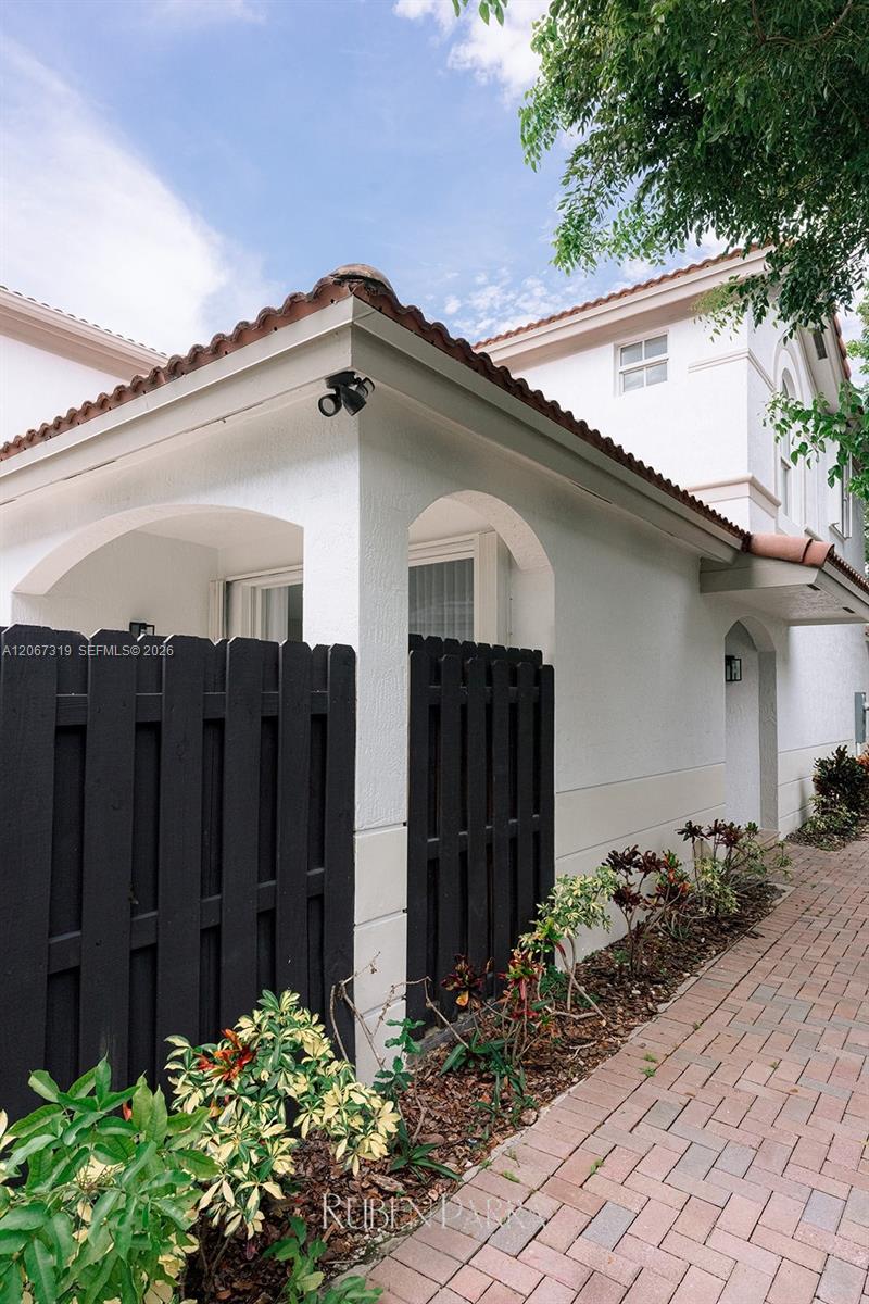 8167 NW 108th Ct Unit: .