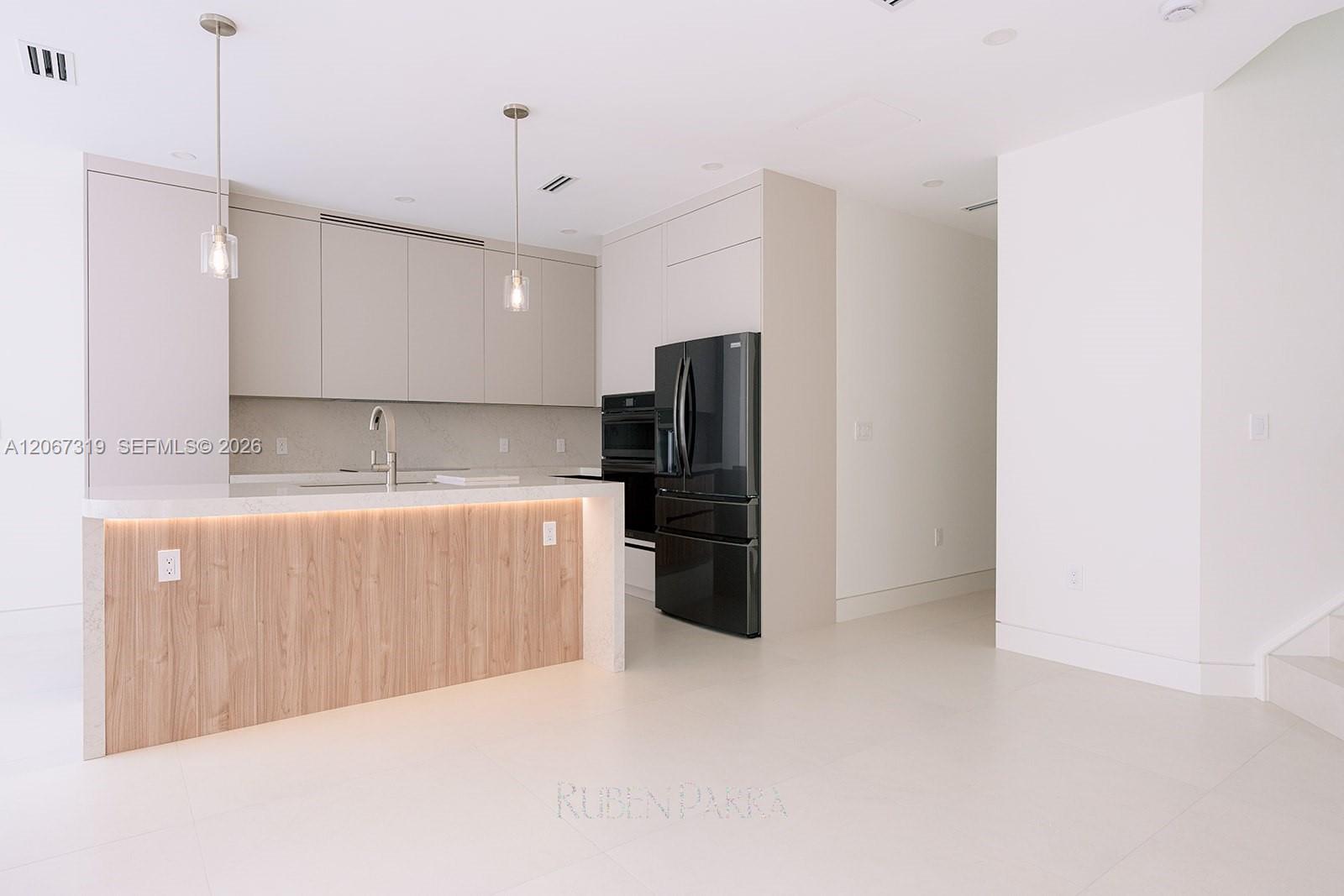 8167 NW 108th Ct Unit: .