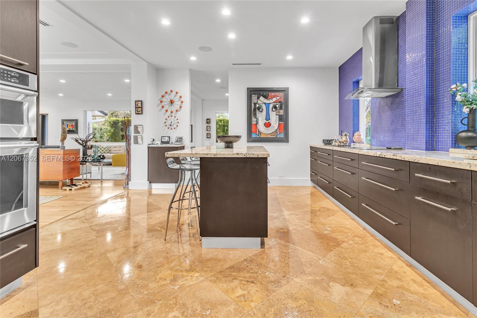 460 NE 50th Ter