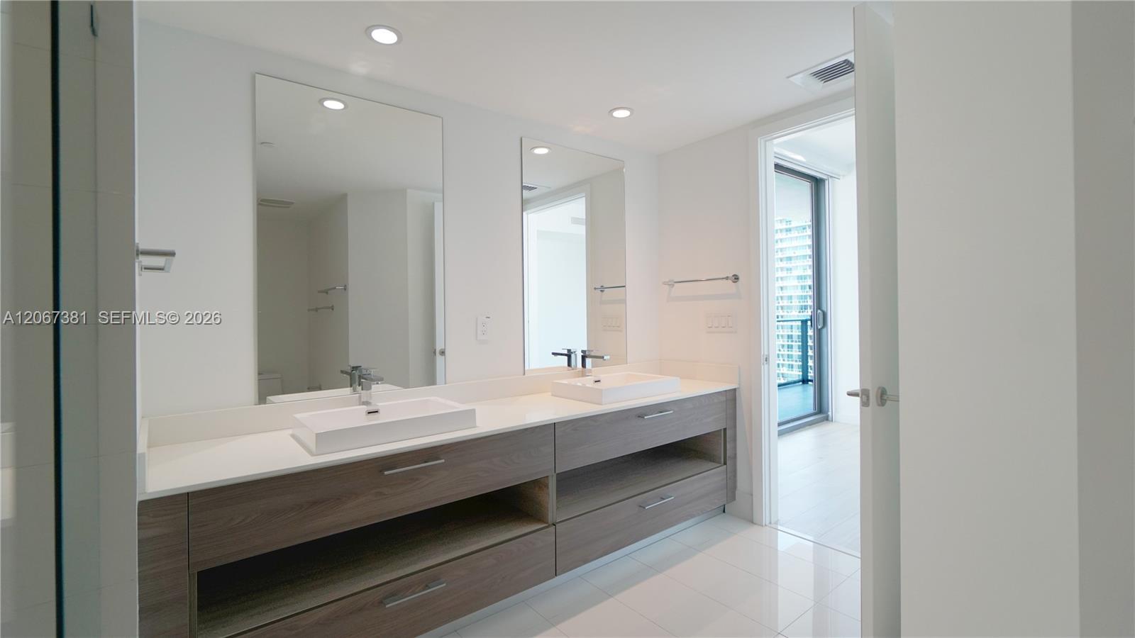 1300 S Miami Ave Unit: 2610