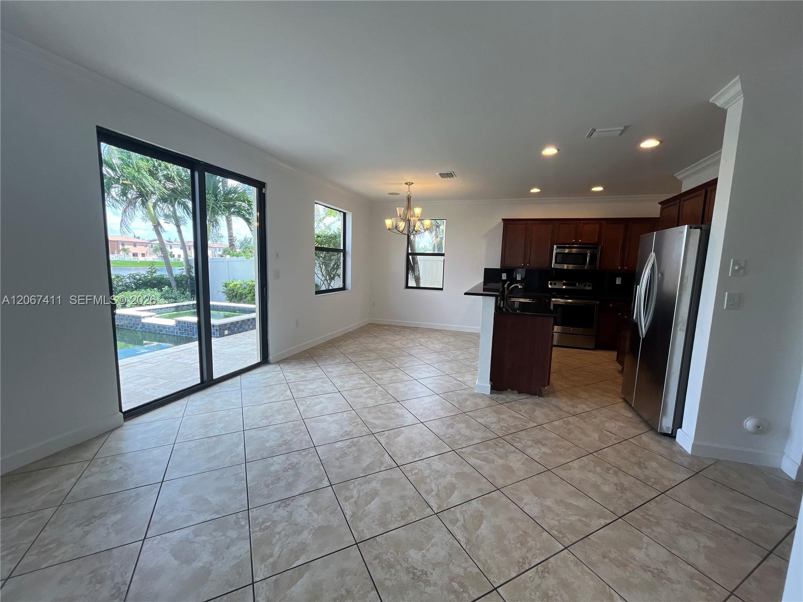 8843 W 34th Ave