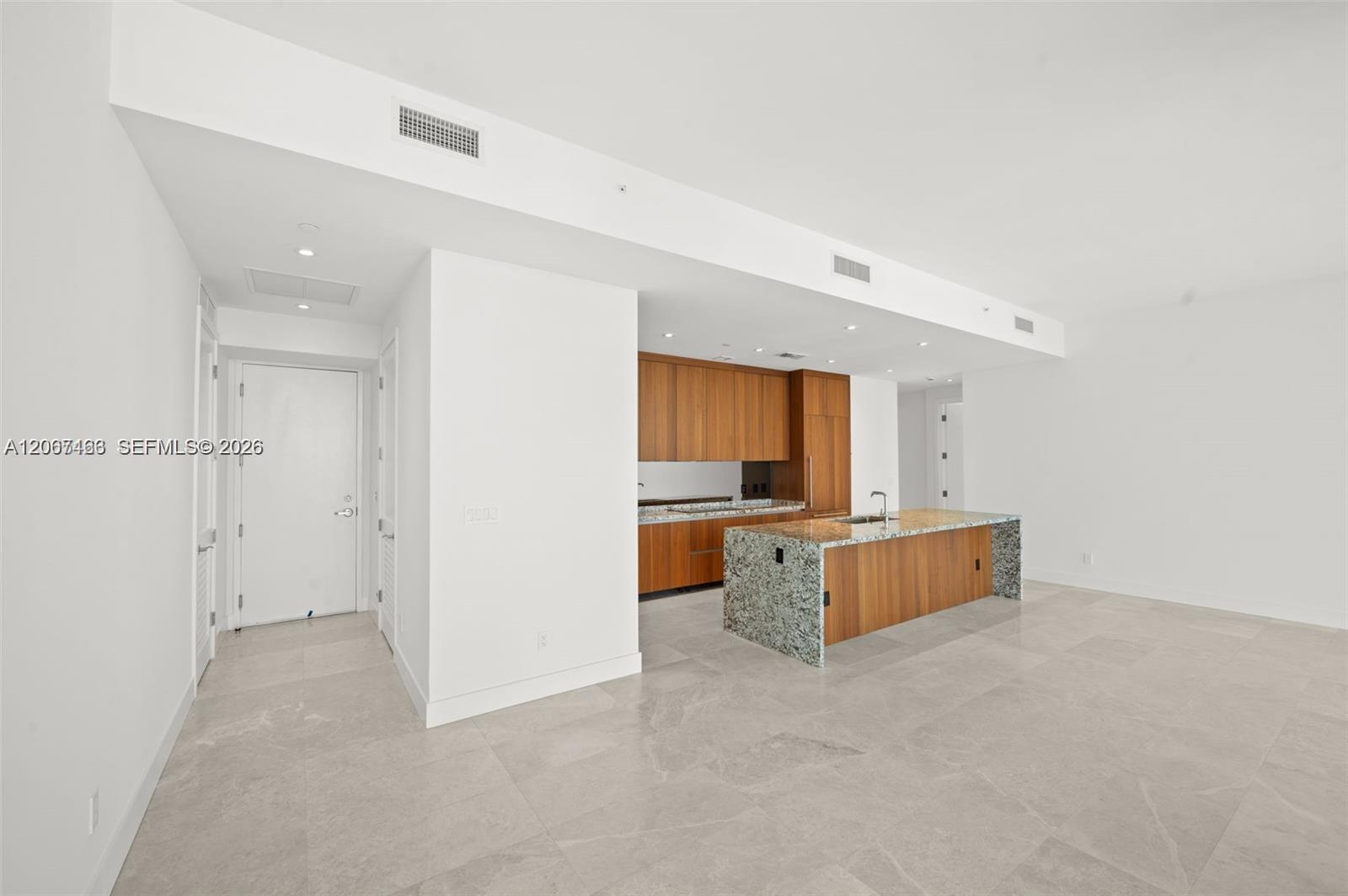 175 SE 25 RD # 2604