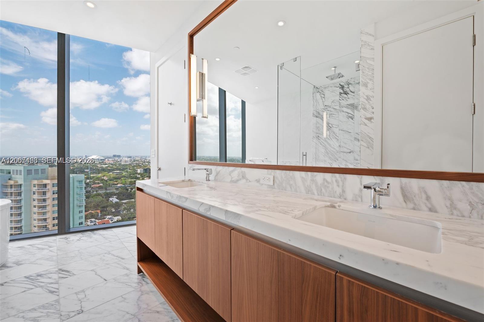175 SE 25 RD # 2604