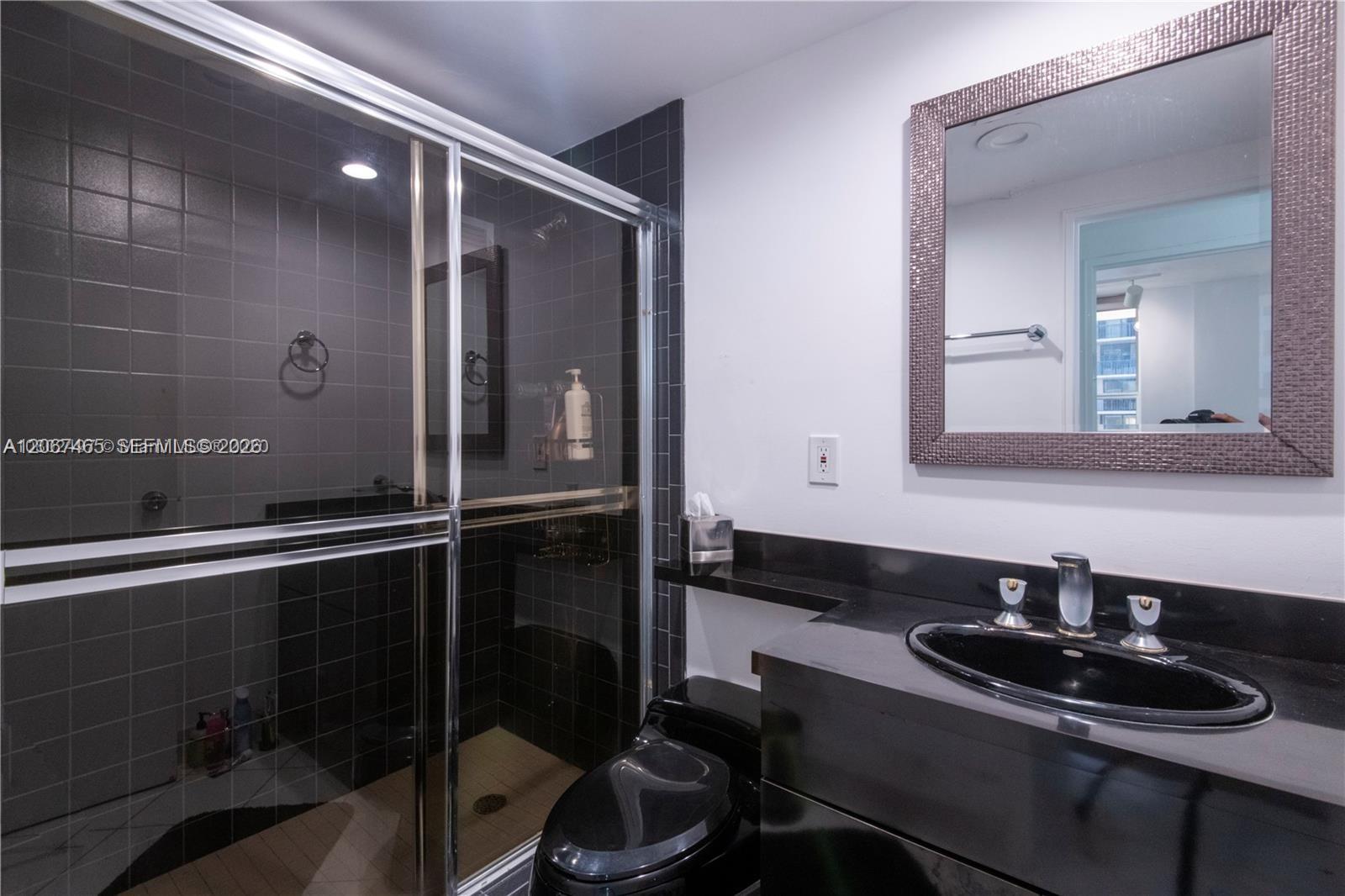 10185 Collins Ave # 1416