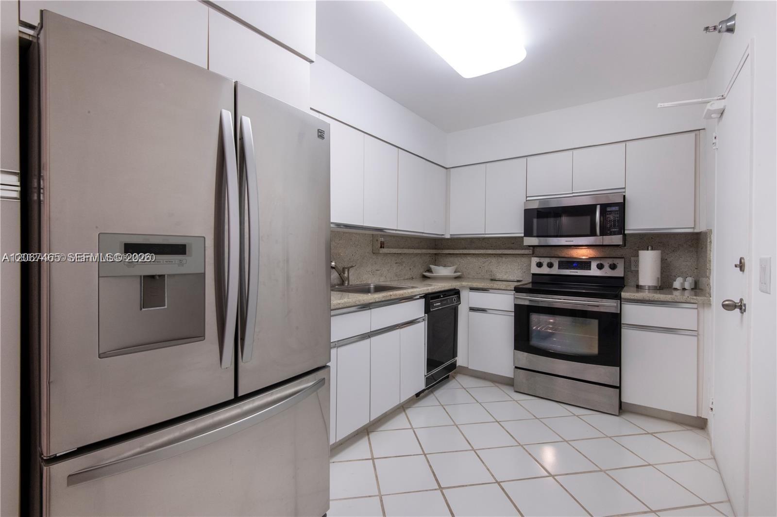 10185 Collins Ave # 1416