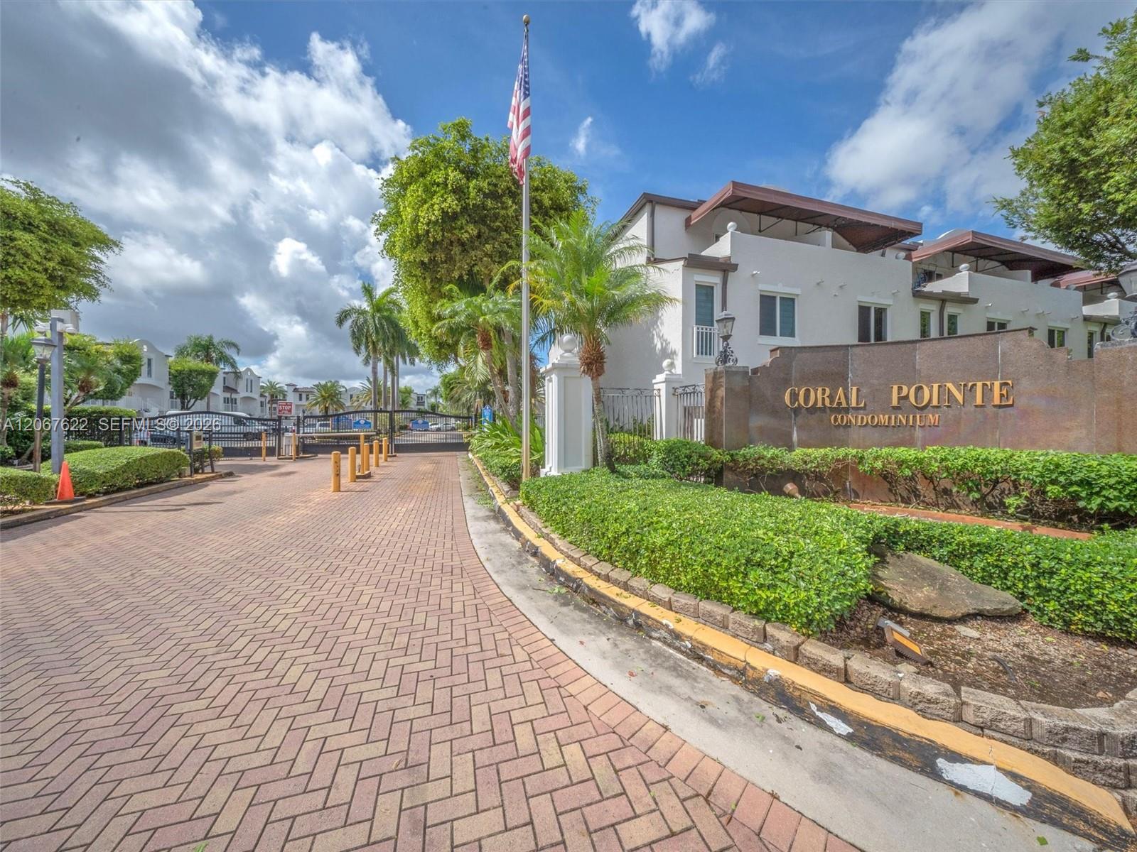 670 NW 85th Pl # 104 Unit: 11-104