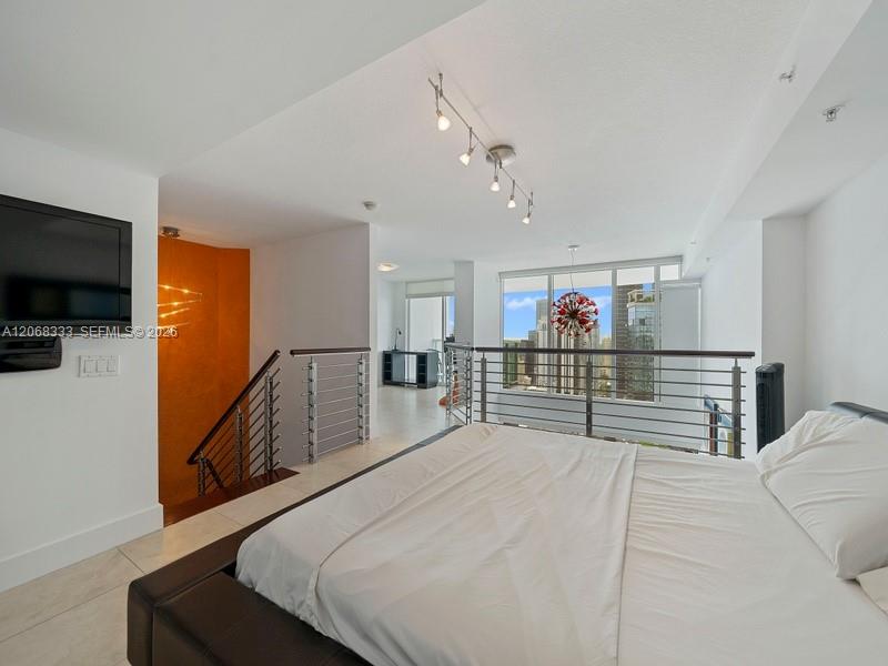 41 SE 5th St # 2310