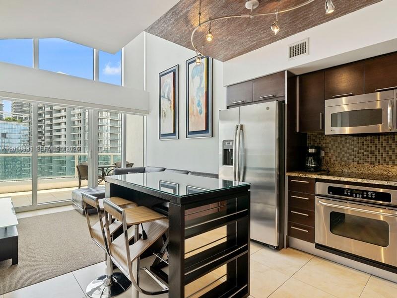41 SE 5th St # 2310