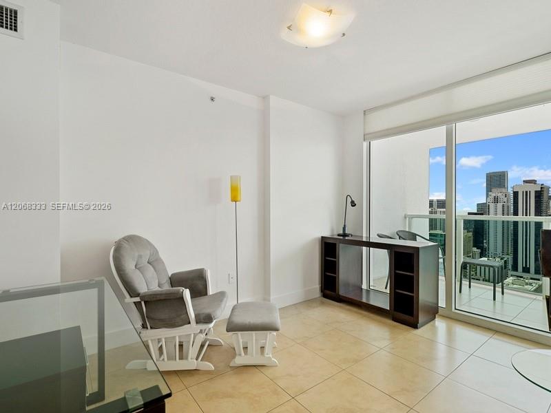 41 SE 5th St # 2310