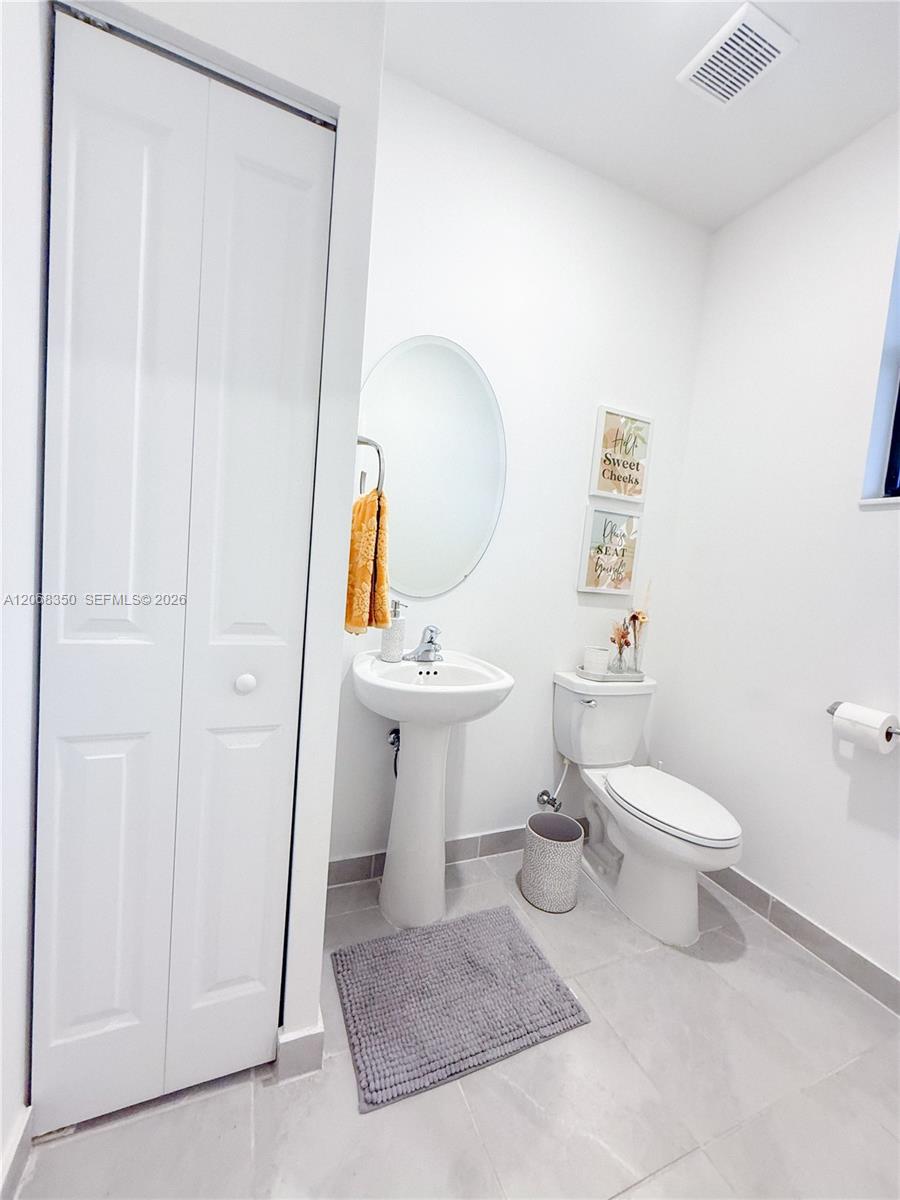 10095 SW 231 LN Unit: .