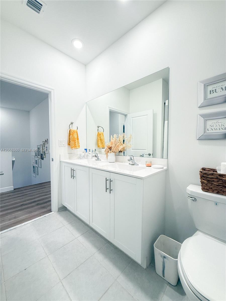 10095 SW 231 LN Unit: .