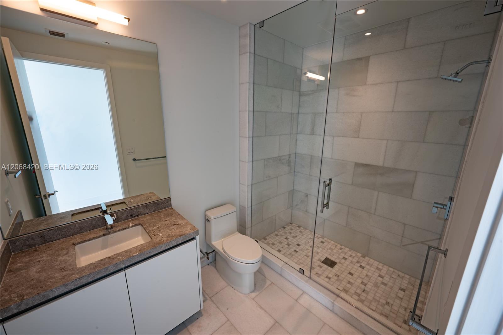 175 SE 25th Rd # 1002