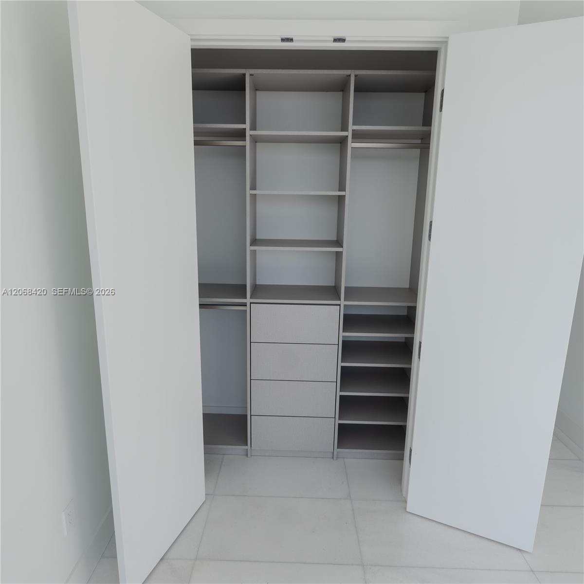 175 SE 25th Rd # 1002