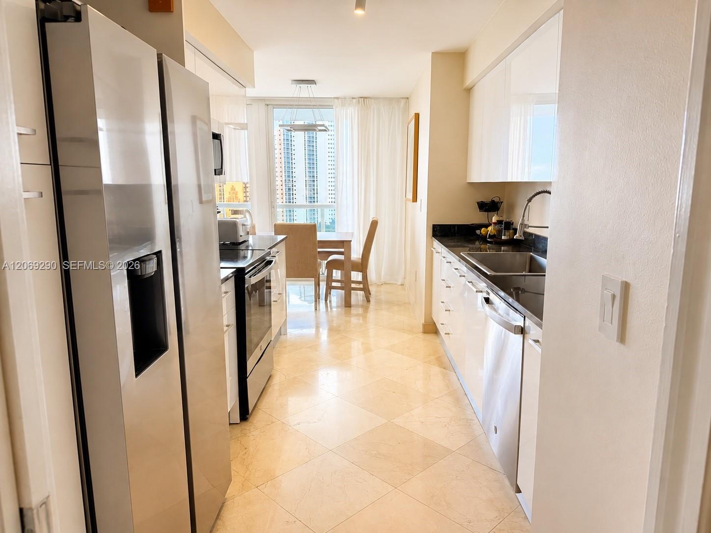 16500 Collins Ave # 1752