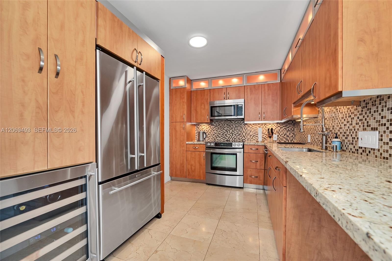 11 Island Ave # 906