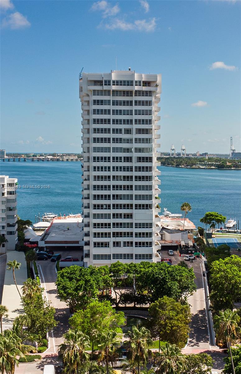 11 Island Ave # 906