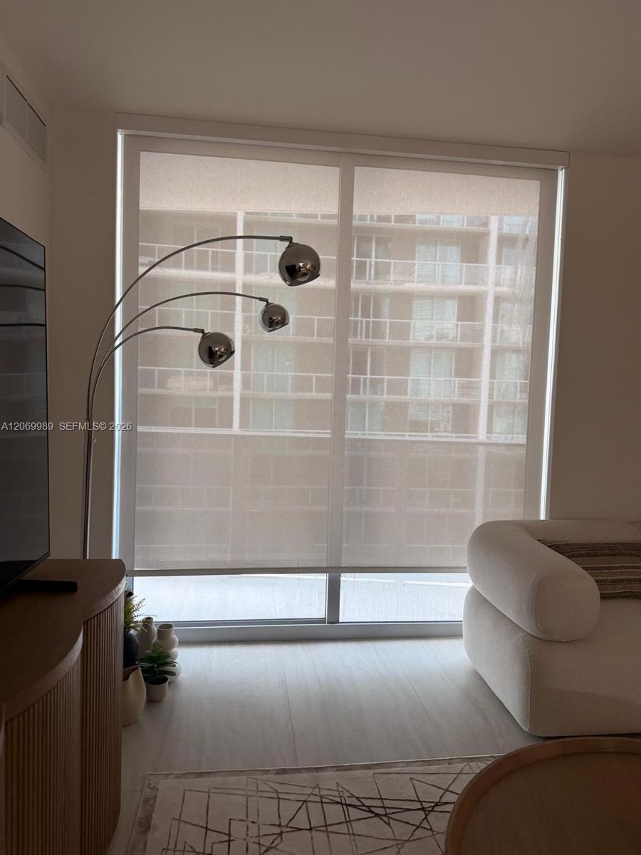 77 SE 5 ST # 2008