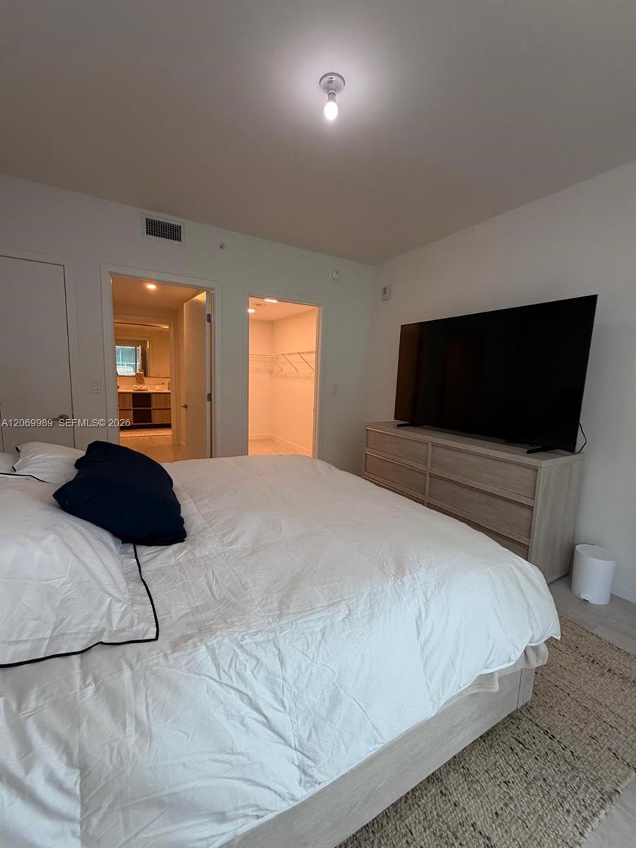 77 SE 5 ST # 2008