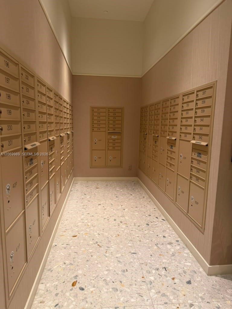 77 SE 5 ST # 2008