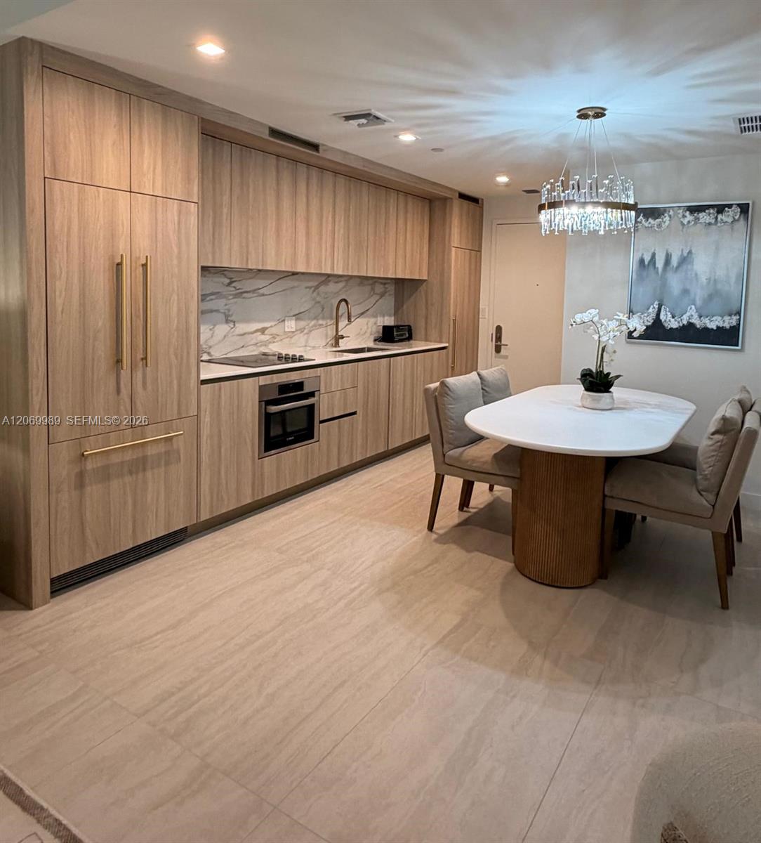 77 SE 5 ST # 2008