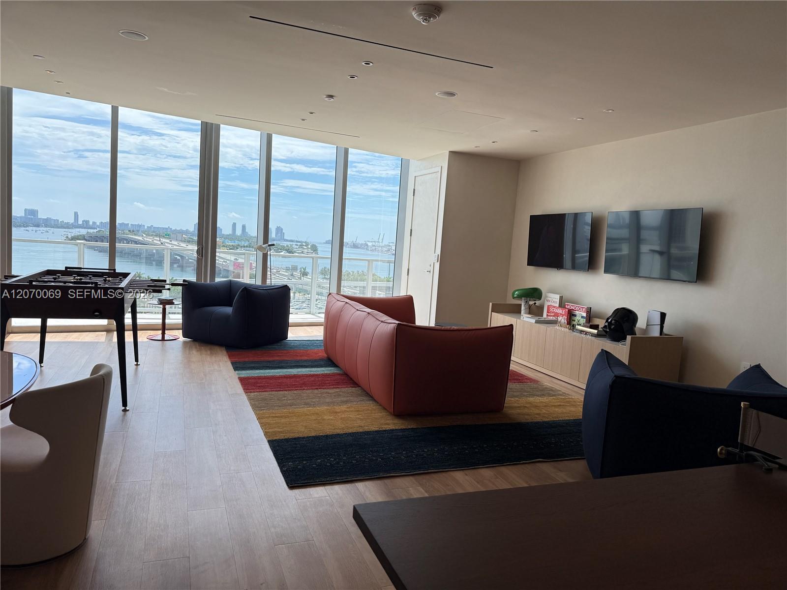 1400 Biscayne Blvd # 3506