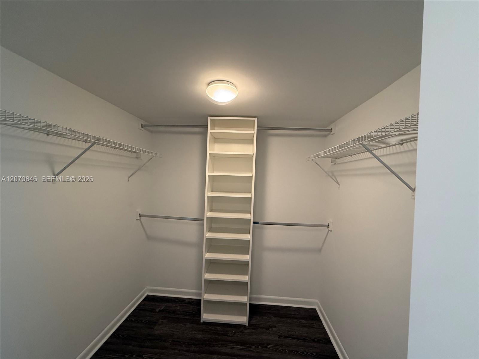 2101 Brickell Ave # 1002