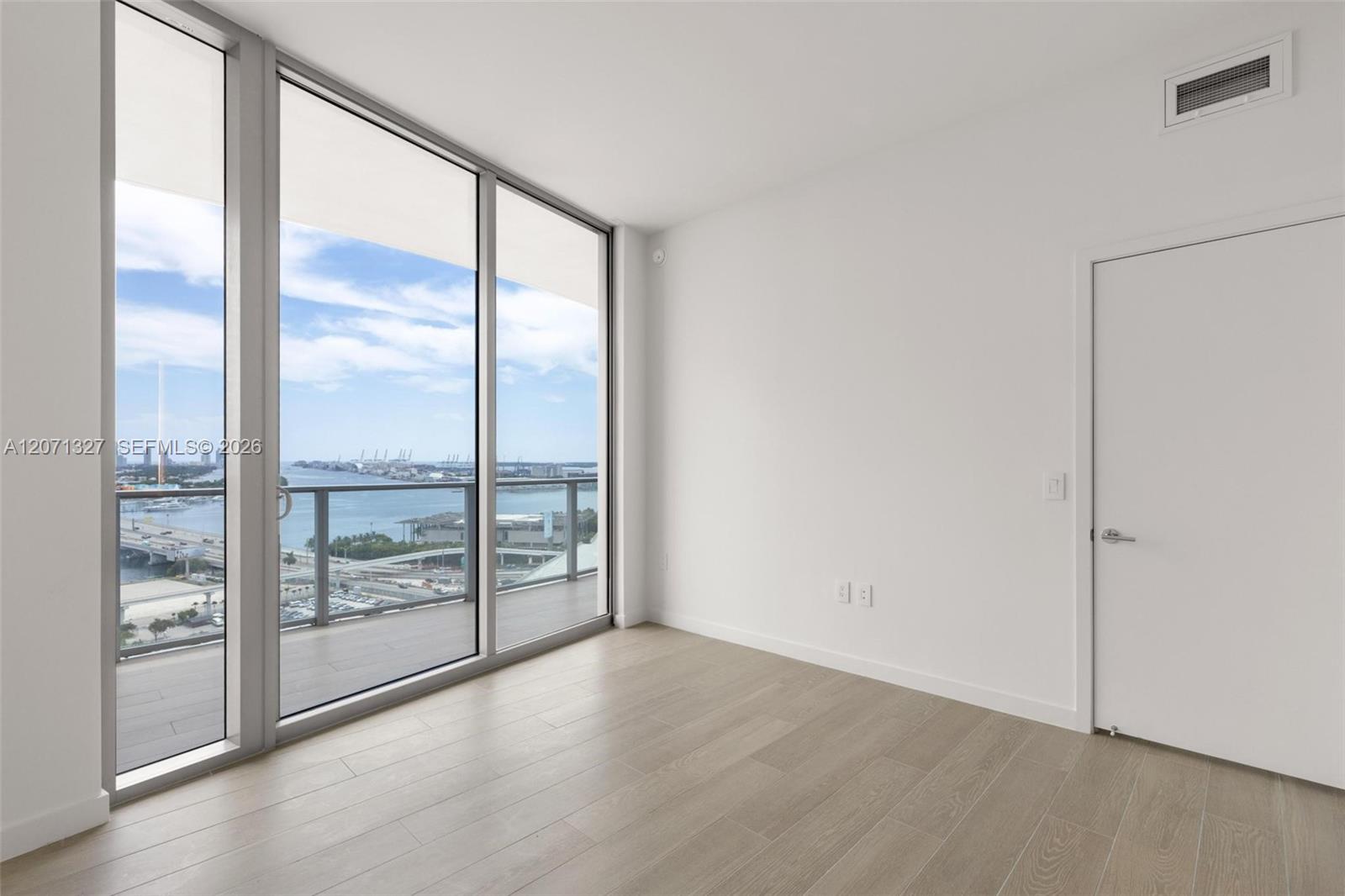 1400 Biscayne Blvd # 1905