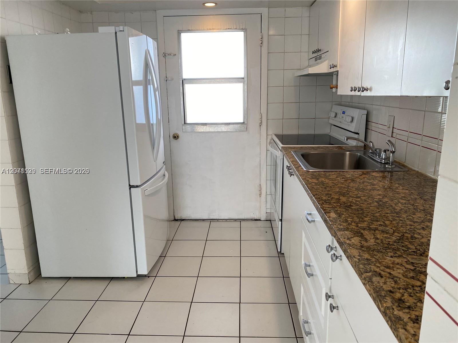 251 Galen Dr # 304E