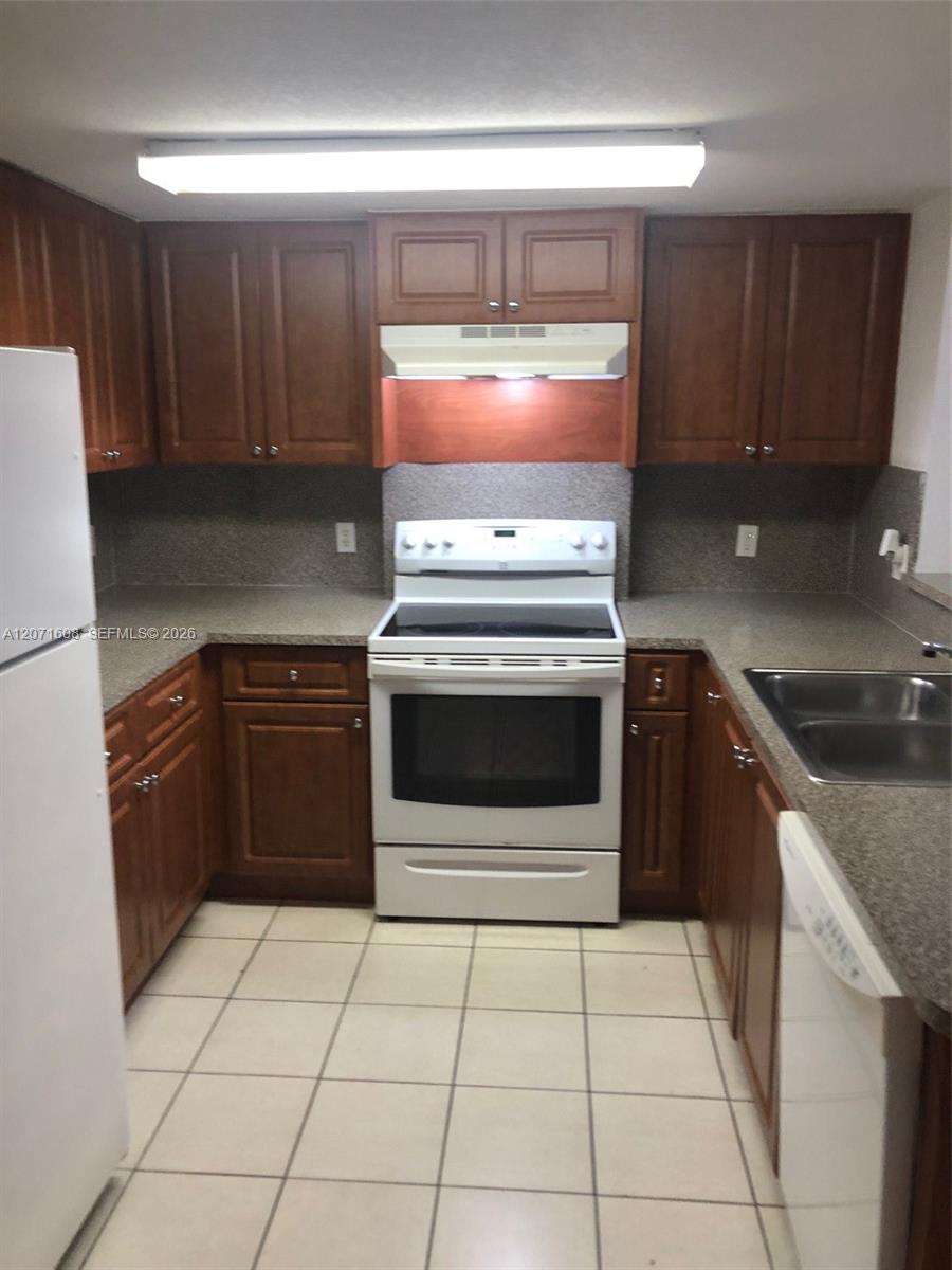 218 NW 12th Ave # 802