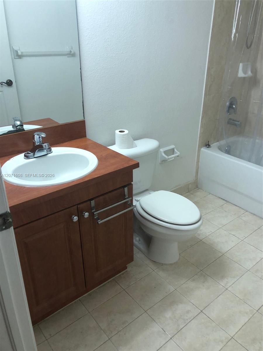 218 NW 12th Ave # 802
