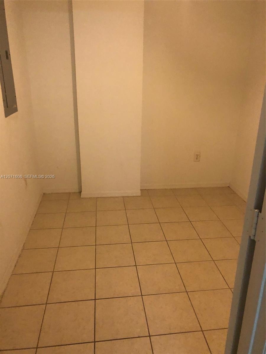 218 NW 12th Ave # 802