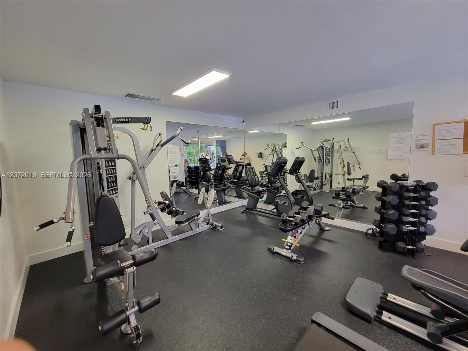 4550 NW 9th St # 512E