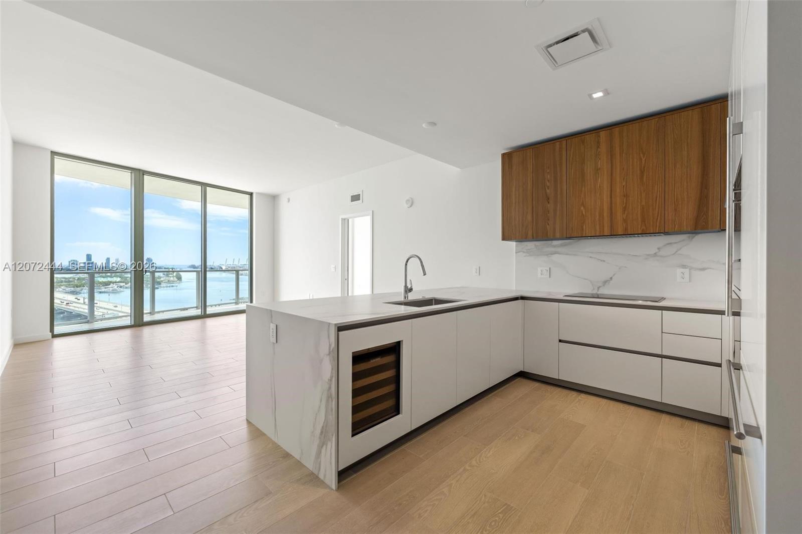1400 Biscayne Blvd # 1903