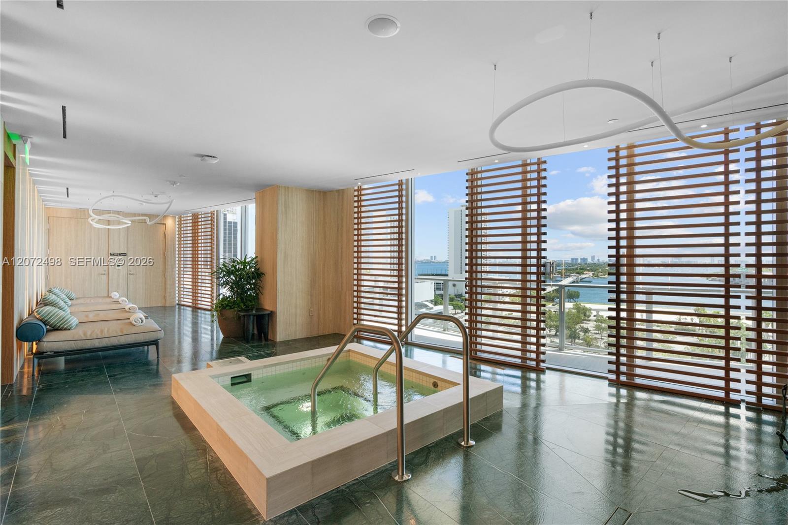 1400 Biscayne Blvd # 4206