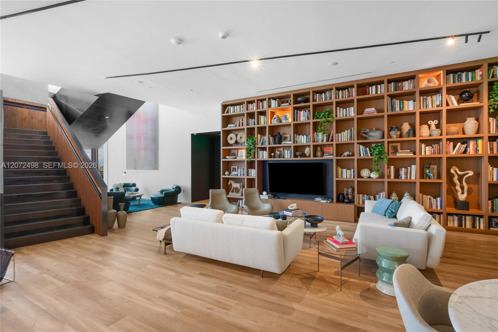 1400 Biscayne Blvd # 4206