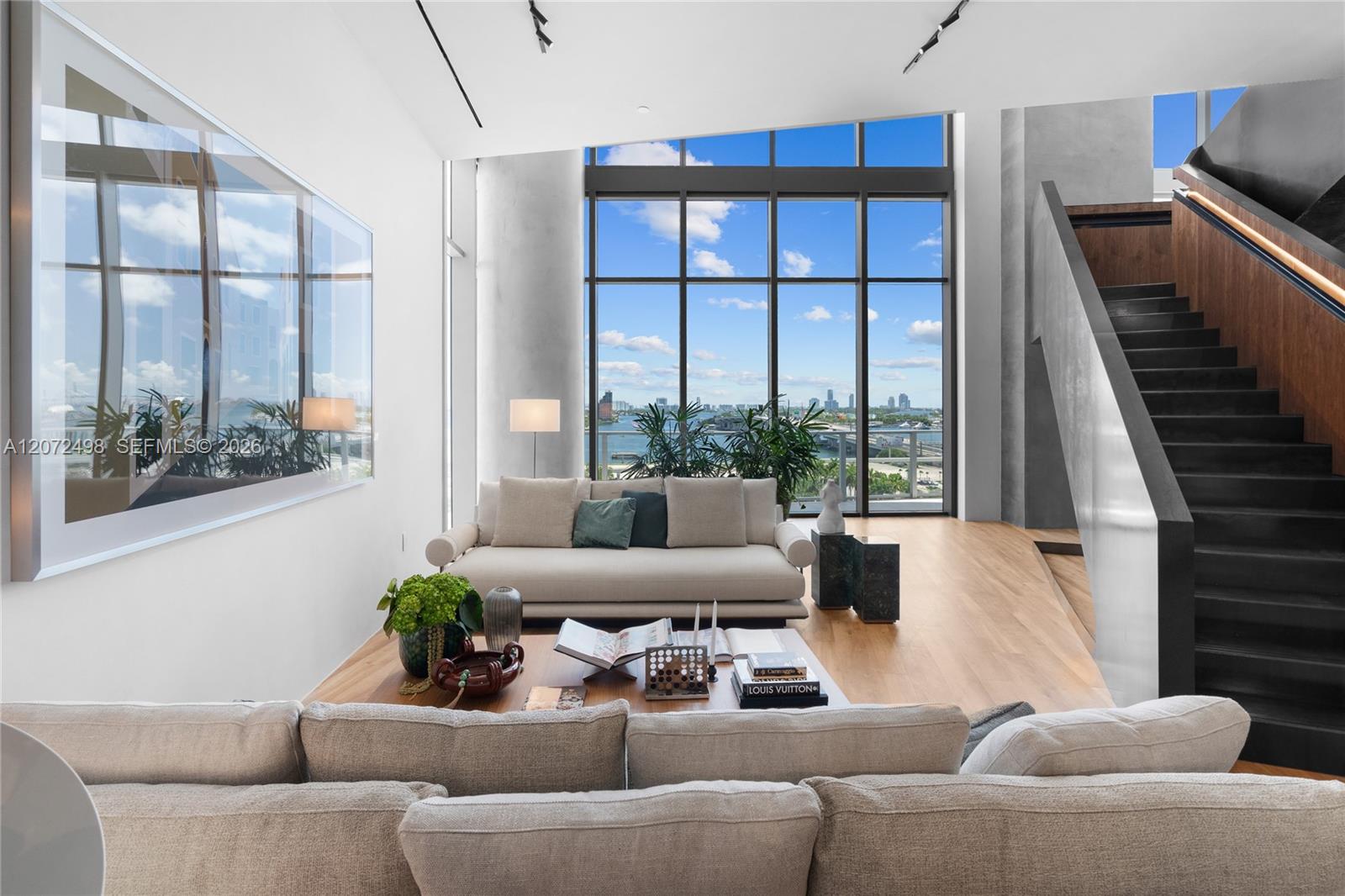 1400 Biscayne Blvd # 4206
