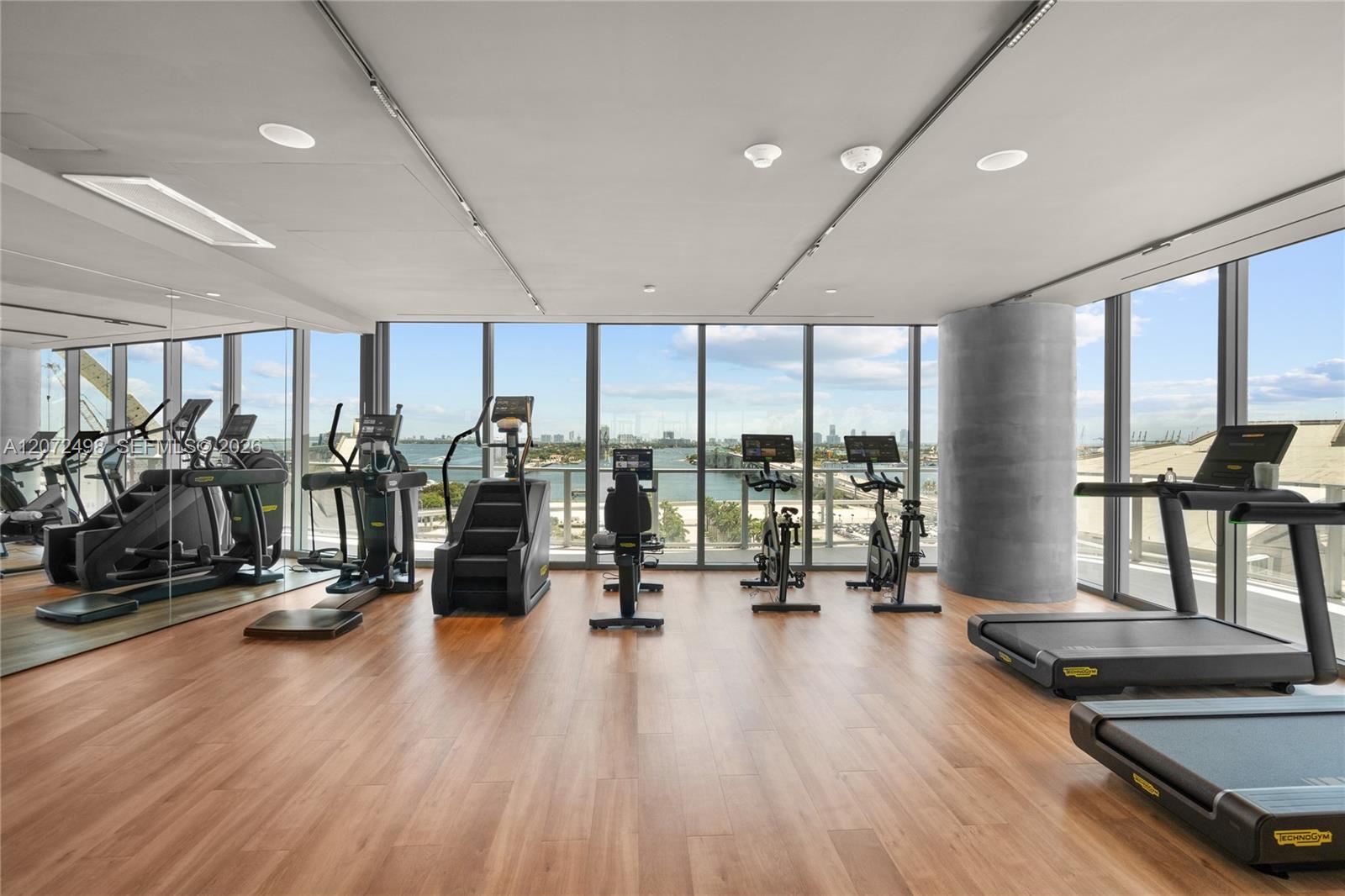 1400 Biscayne Blvd # 4206