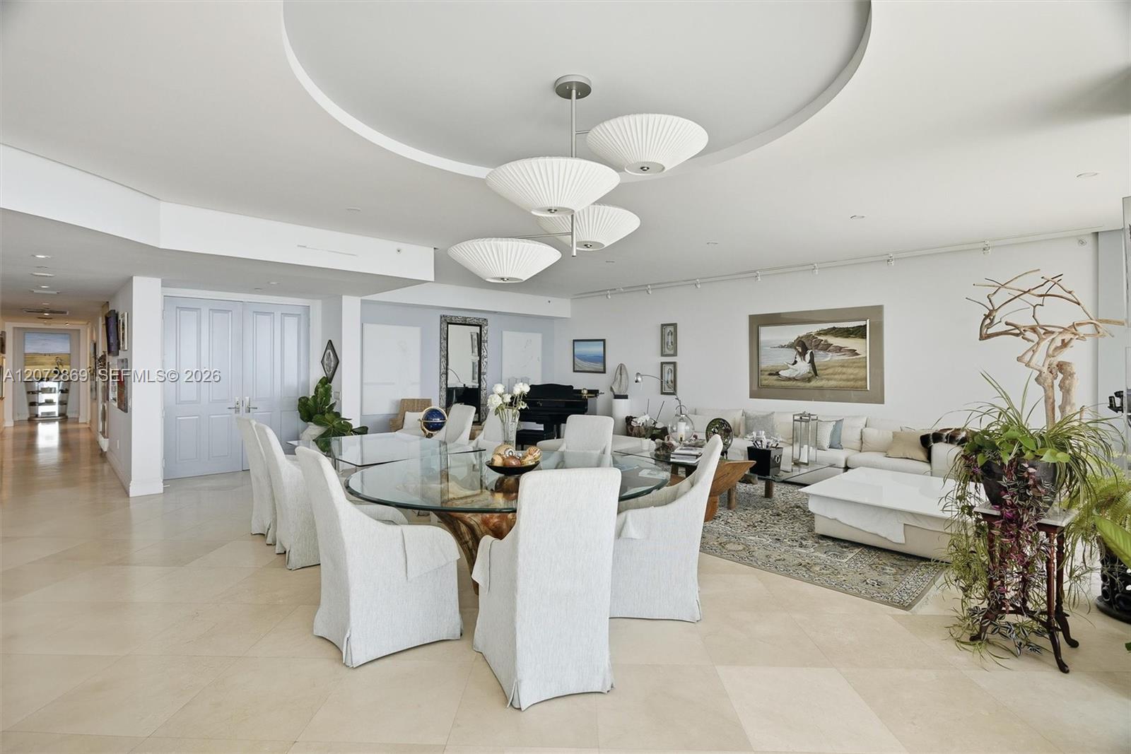 10295 Collins Ave # 2207