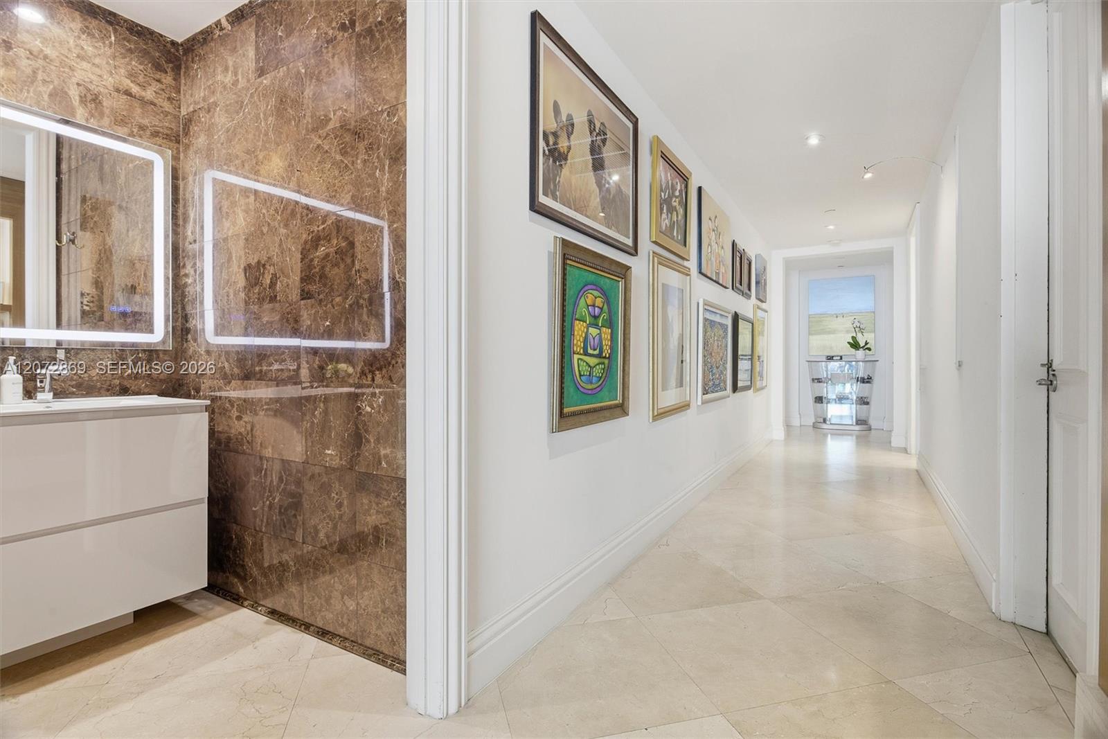10295 Collins Ave # 2207