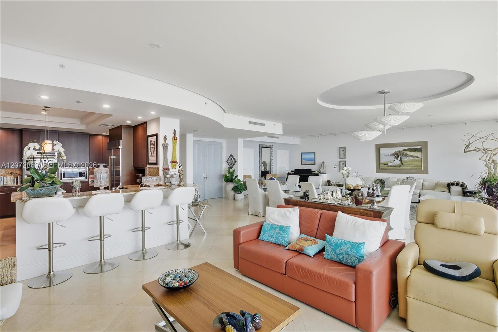 10295 Collins Ave # 2207