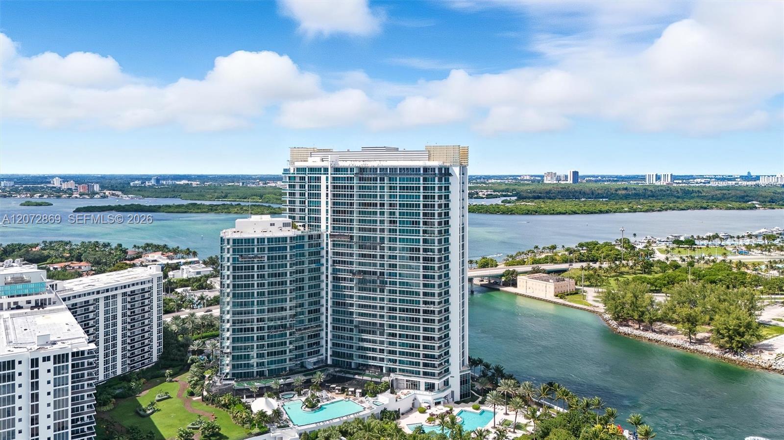10295 Collins Ave # 2207