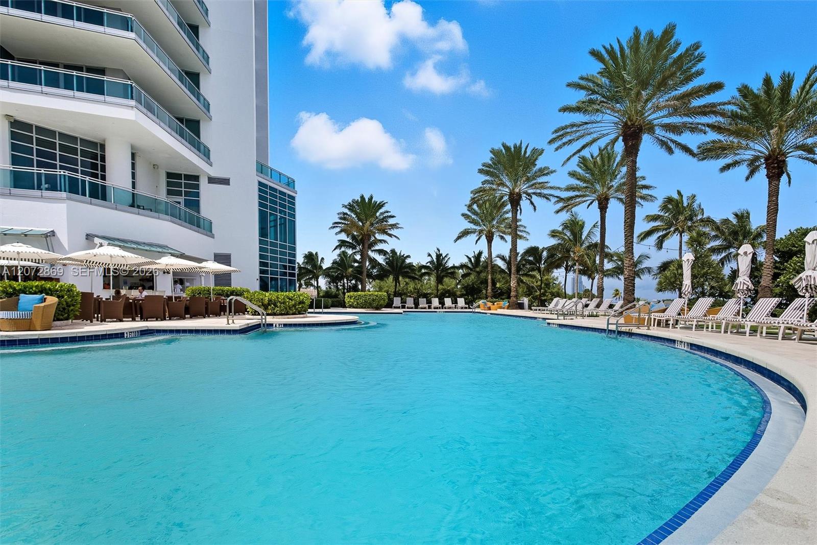 10295 Collins Ave # 2207