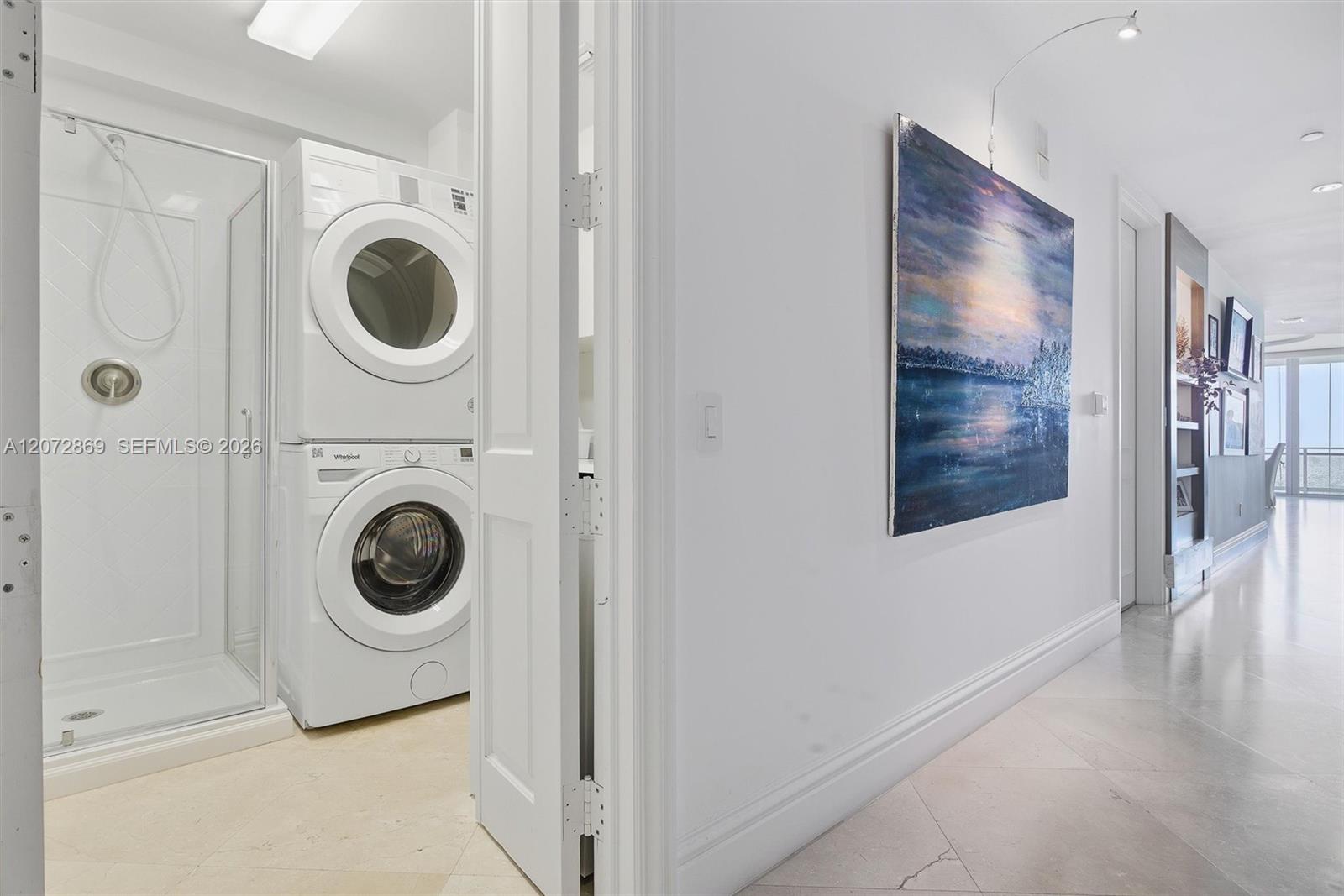 10295 Collins Ave # 2207