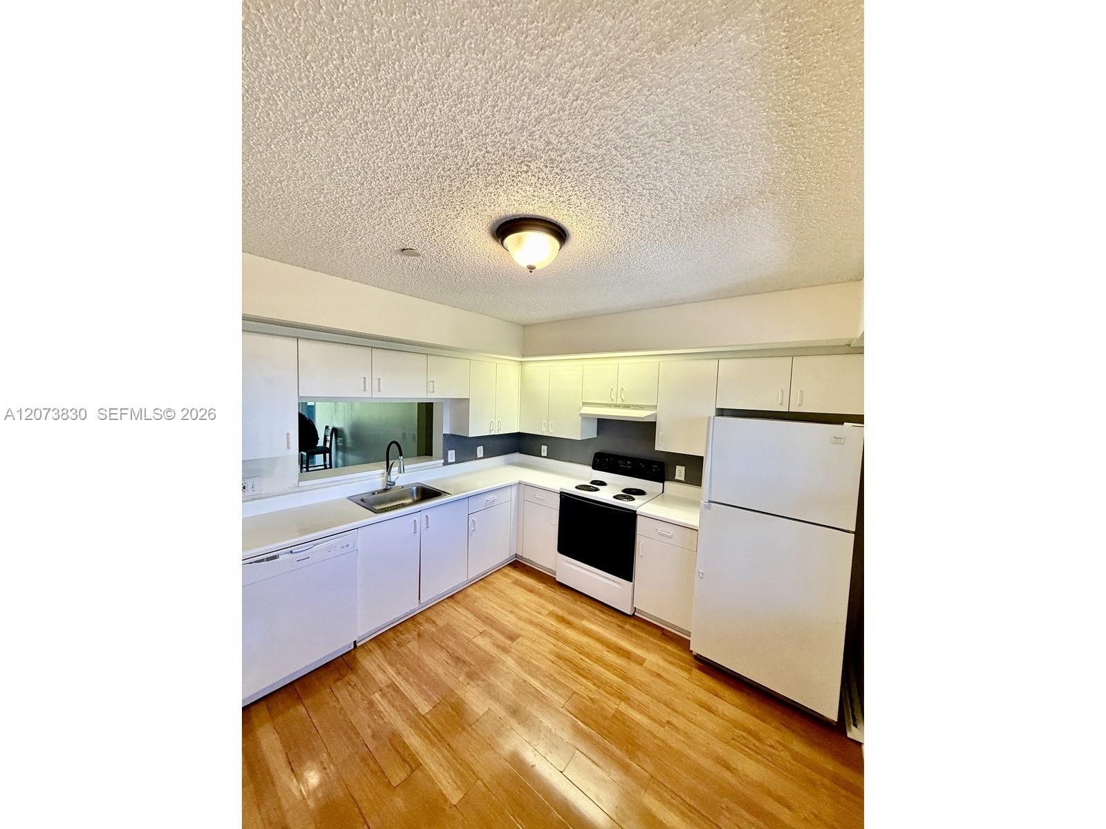 571 SW 142nd Ave # 407O