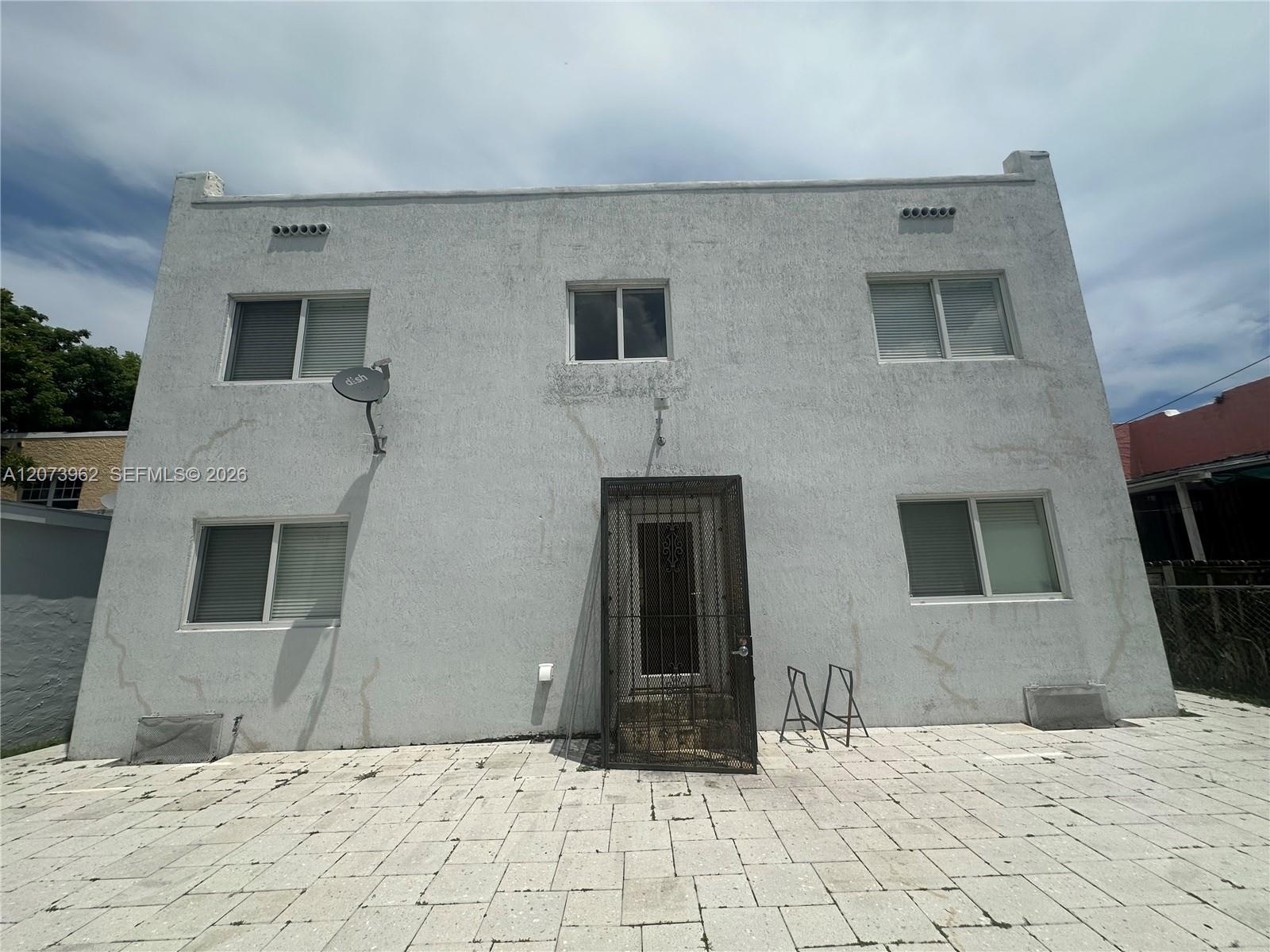 412 SW 10th Ave