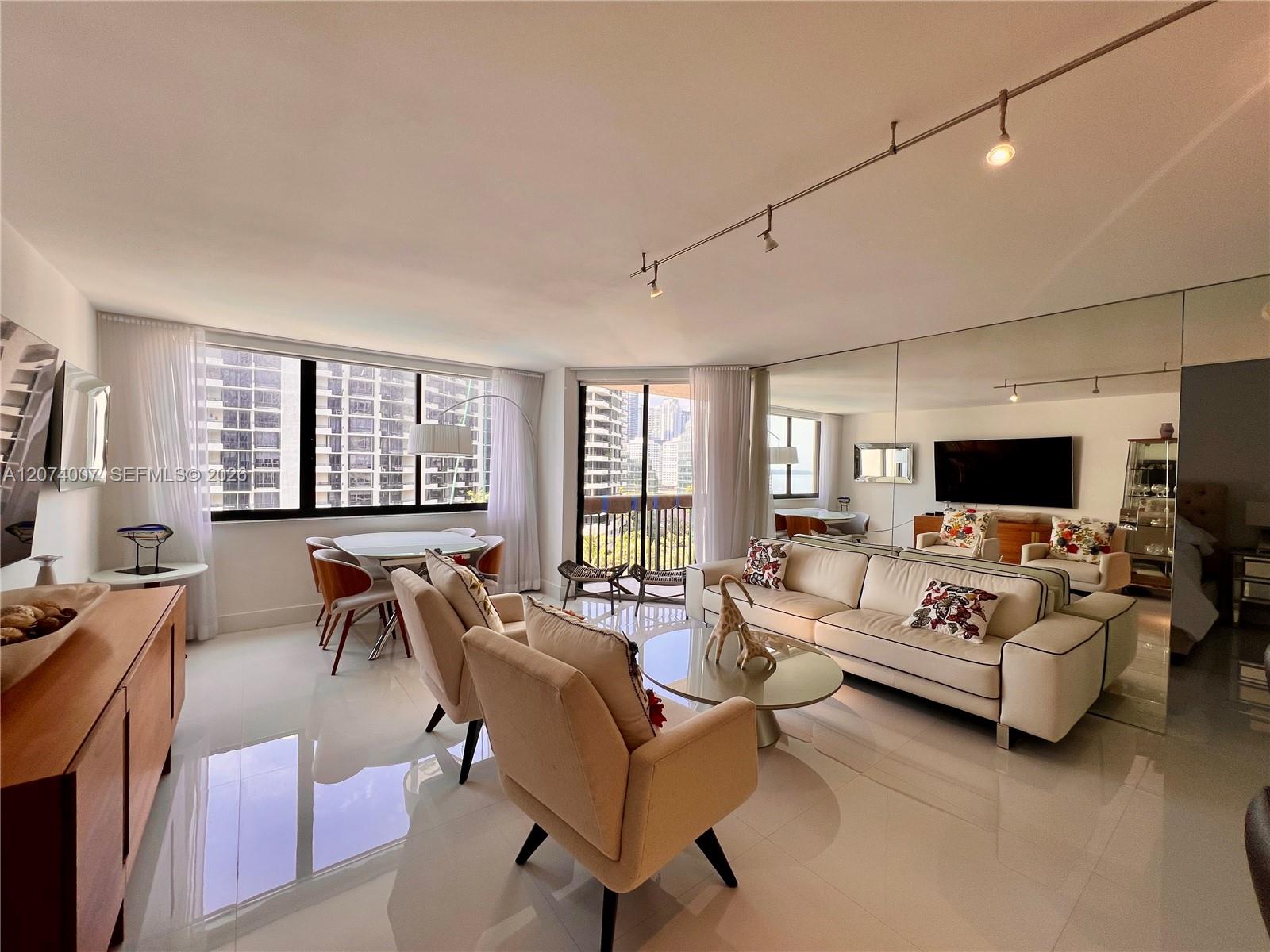 540 Brickell Key Dr # 919