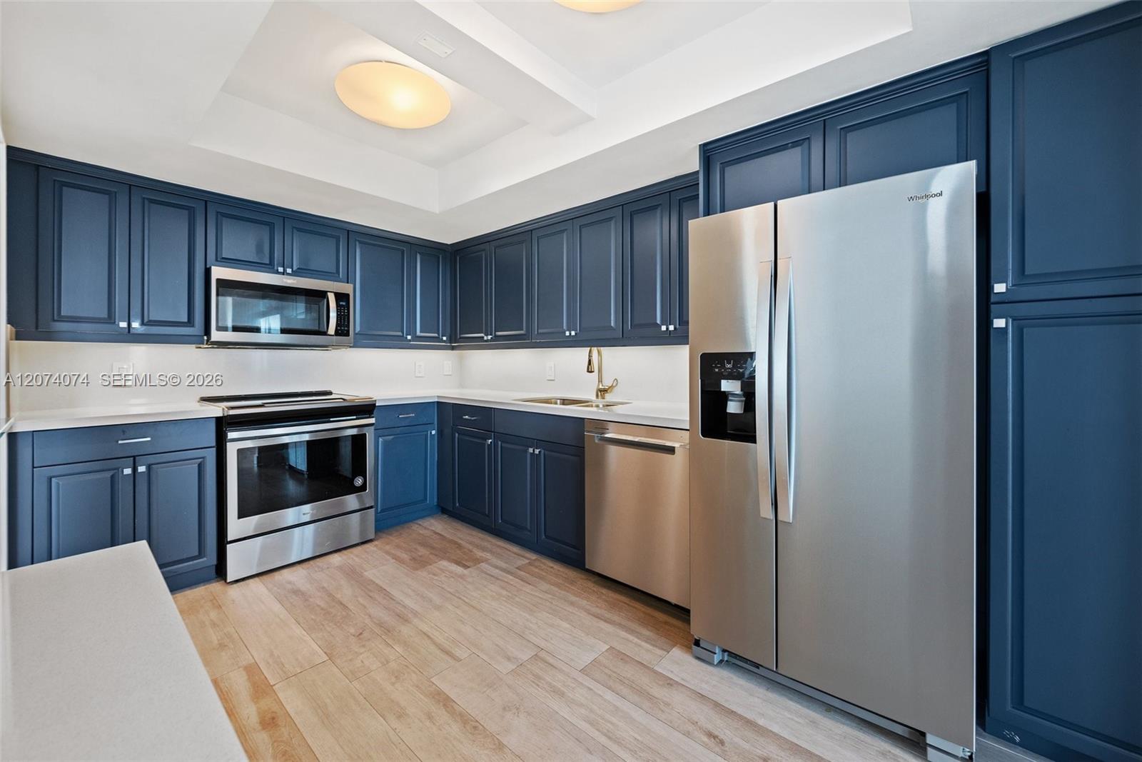 600 Biltmore Way # 1214